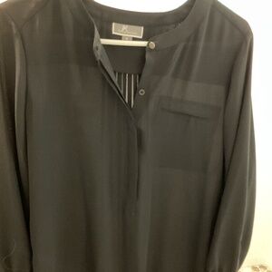 Black 3/4 sleeve dress shirt